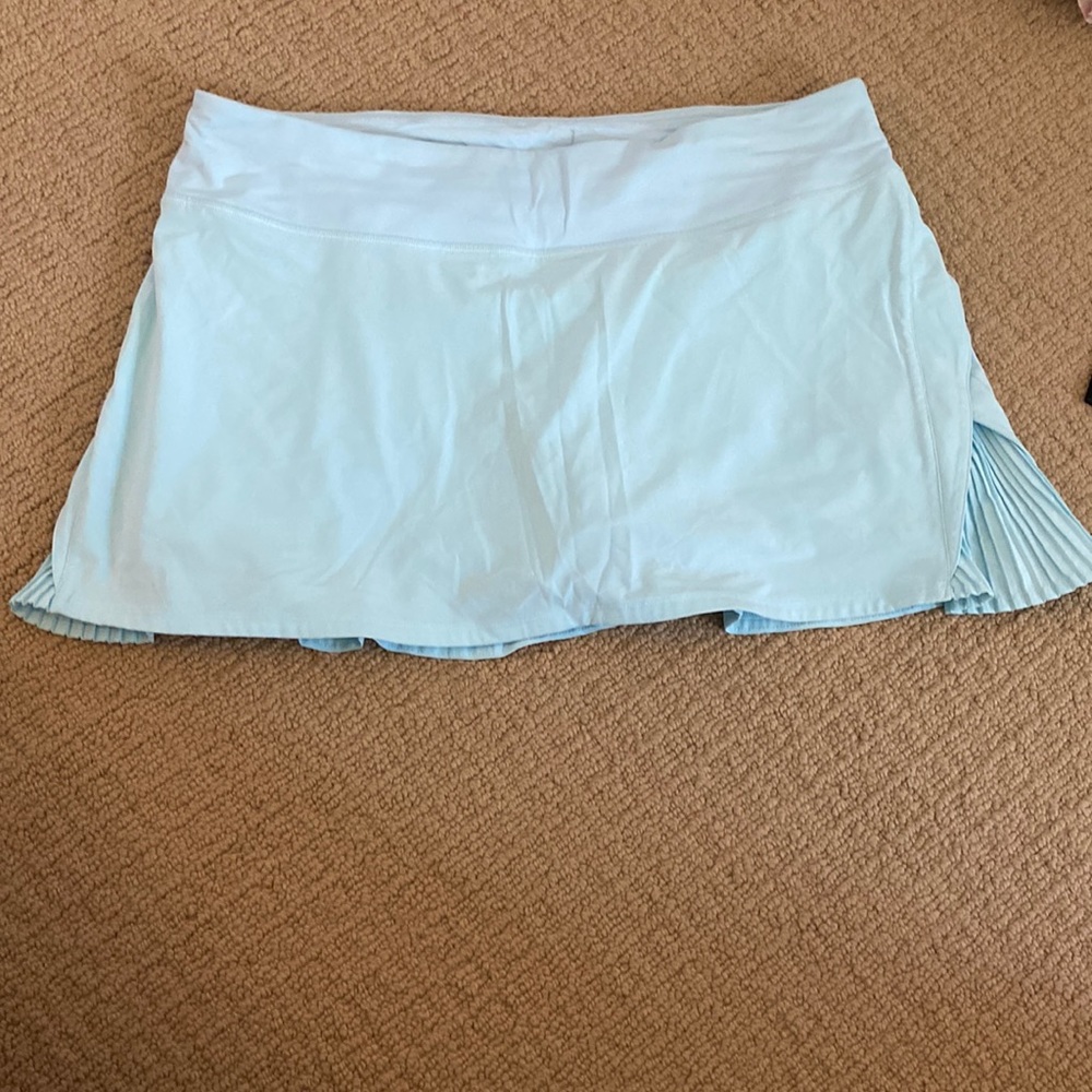 Lululemon tennis skirt with pleats on sides